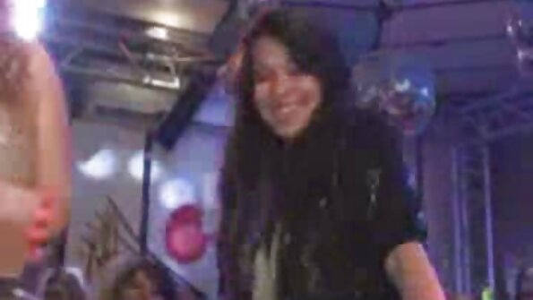 Duas garotas que adoram andar de caralho vão fazer um ménage à vídeo pornô brasileiro gratuito trois hoje
